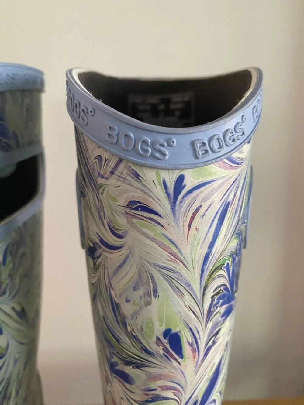 BOGS Purple Blue Periwinkle Marble Pull On Rain Boots Youth 2